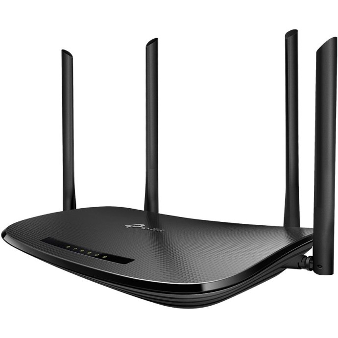 Router Wi-Fi AC1200 MU-MIMO DualBand porte Full Gigabit Router Wi-Fi AC1200 MU-MIMO DualBand porte Full Gigabit