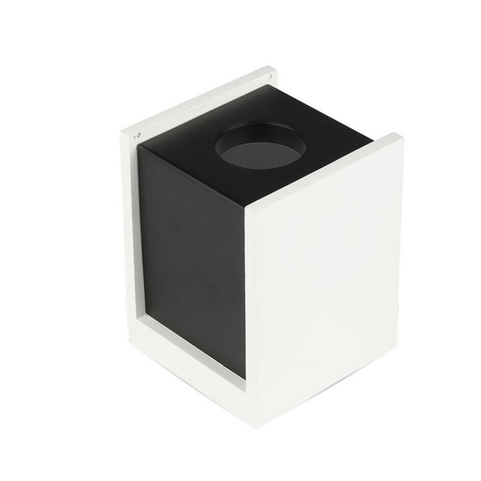 GU10 Fitting Gypsum Surface with Gun Black Bottom Square GU10 Fitting Gypsum Surface with Gun Black Bottom Square