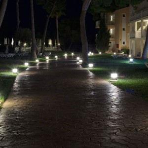 Paletto LED da Giardino COB CREE 10W IP65 Bianco V-TAC VT-830-W - foto 2