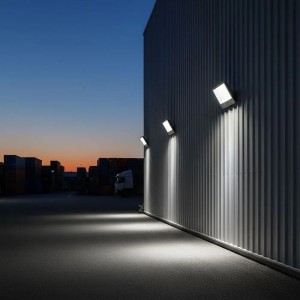 Faro LED 150W SMD CREE IP65 Nero V-TAC VT-44153 - foto 4