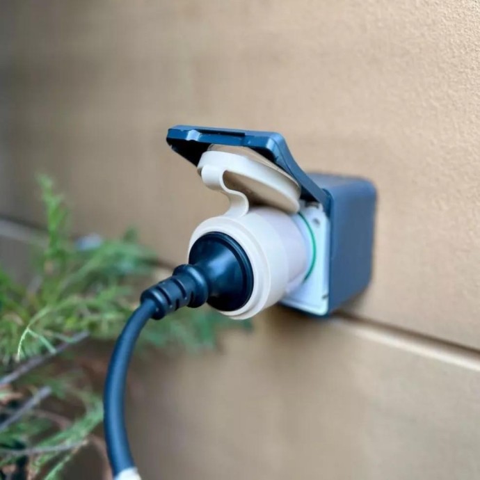 Shelly Outdoor Plug S Gen3 - Presa Smart waterproof Shelly Outdoor Plug S Gen3 - Presa Smart waterproof