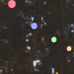 Catenaria LED 13m con 15 Lampadine RGB 0.5W IP44 e Telecomando V-TAC VT-713S - foto 3