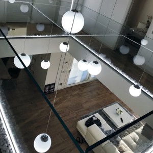 Sospensione CITY bianca vetro 35 cm E27 metallo cromato Luce Ambiente e Design - foto 2