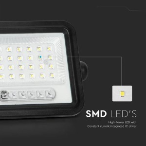 Faro LED solare 30W con telecomando CCT 2000K-8000K IP65 V-TAC VT-304W - foto 6