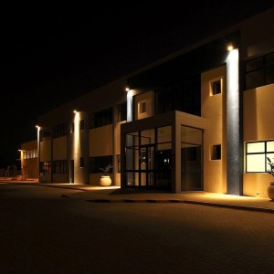 Faro LED 20W 6500K IP65 Bianco Freddo Driver Integrato V-TAC VT-4924-W - foto 2